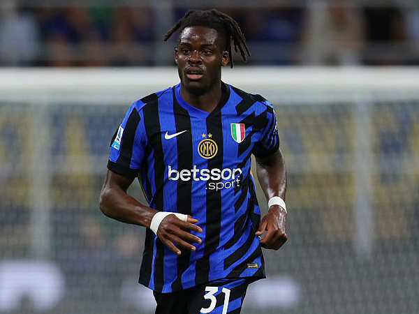 Diminati Klub EPL, Inter Pasang Banderol 40 Juta Euro Yann Bisseck
